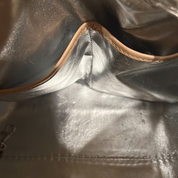 Michael Kores purse - Picture 8 of 8